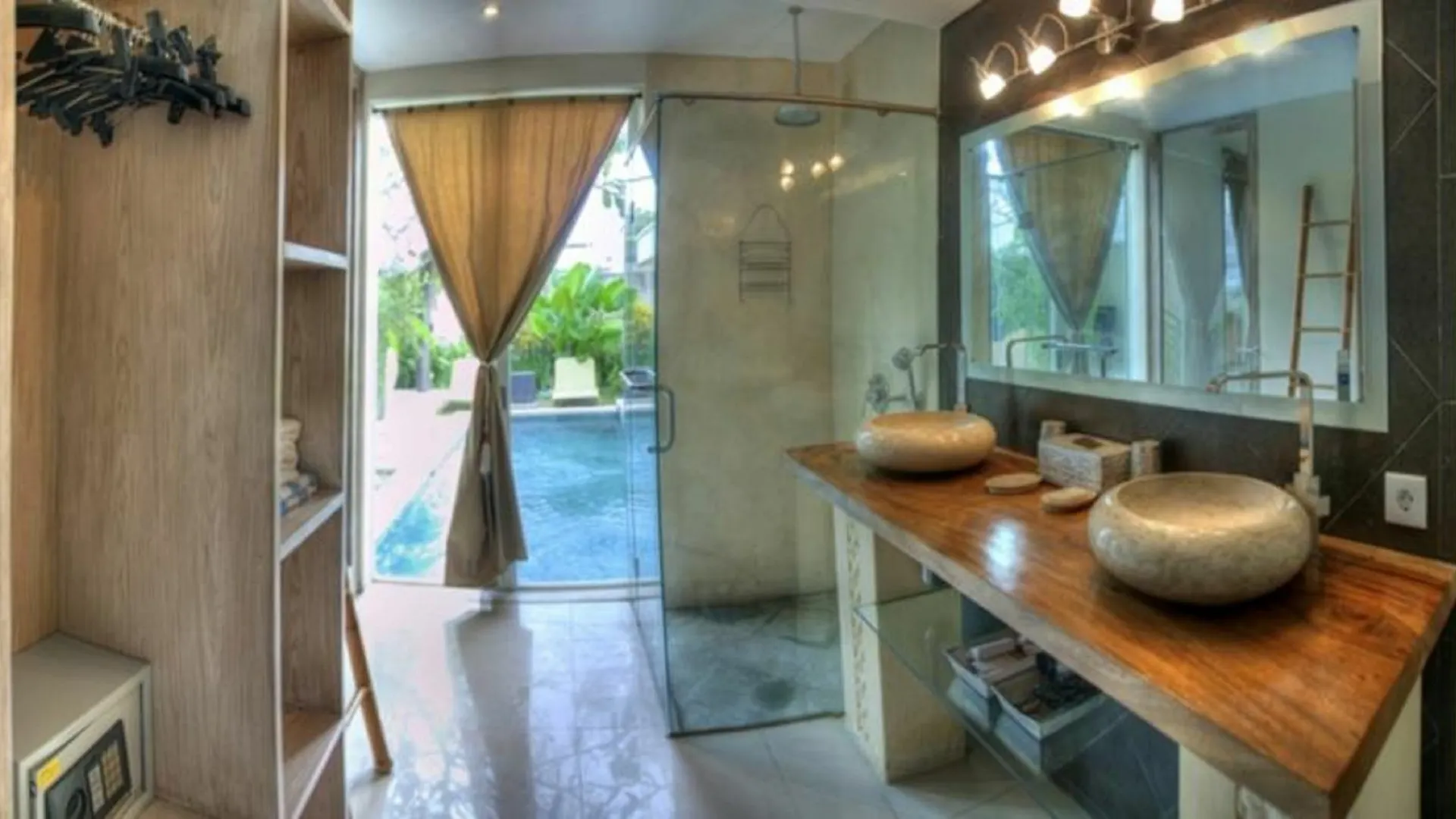 Villa Lestari Seminyak  0*, Seminyak (Bali) Indonesia
