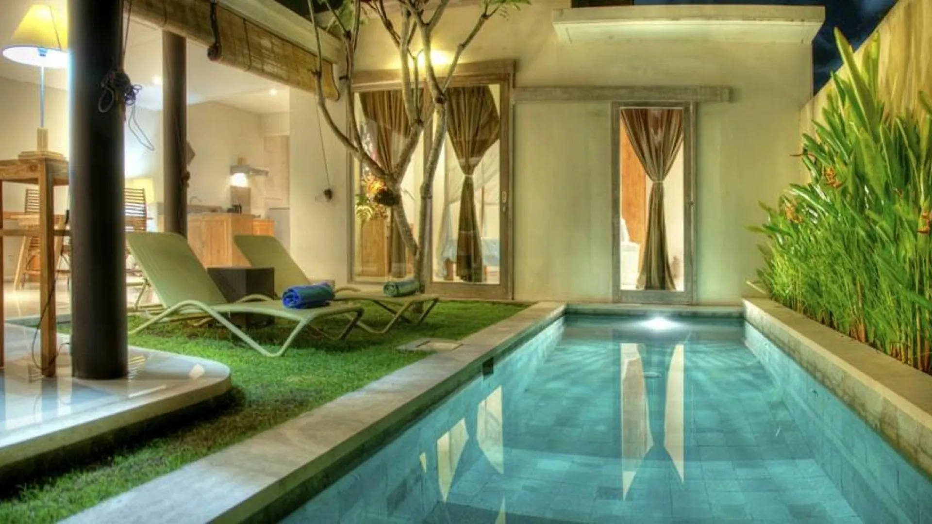 Villa Lestari スミニャック