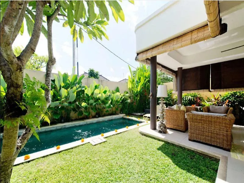 Villa Lestari スミニャック 0*,