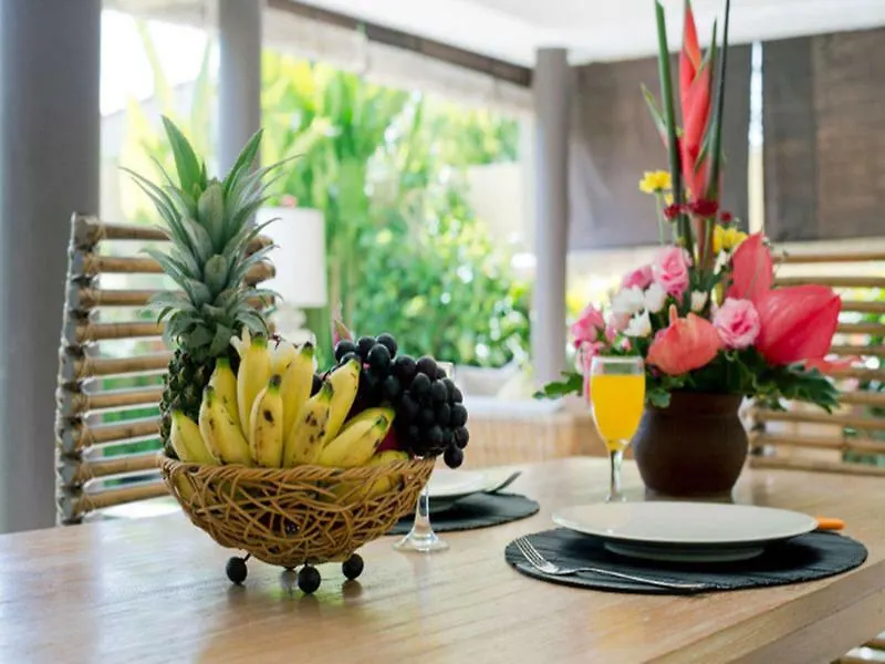 Villa Lestari スミニャック
